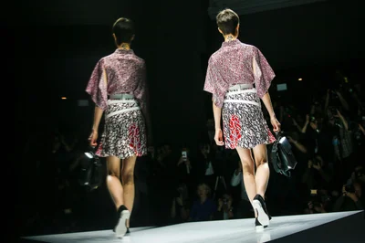 Look 12